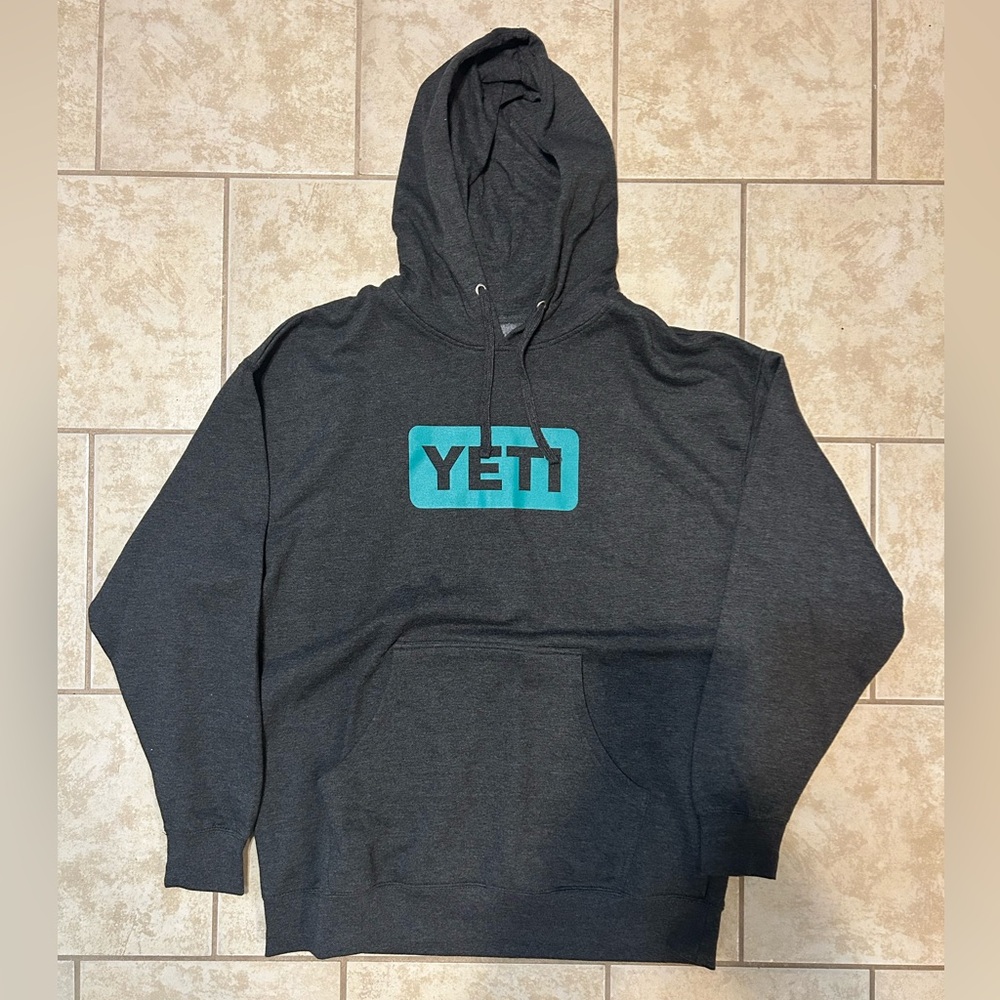 YETI Men's Gray Hoodie size XL